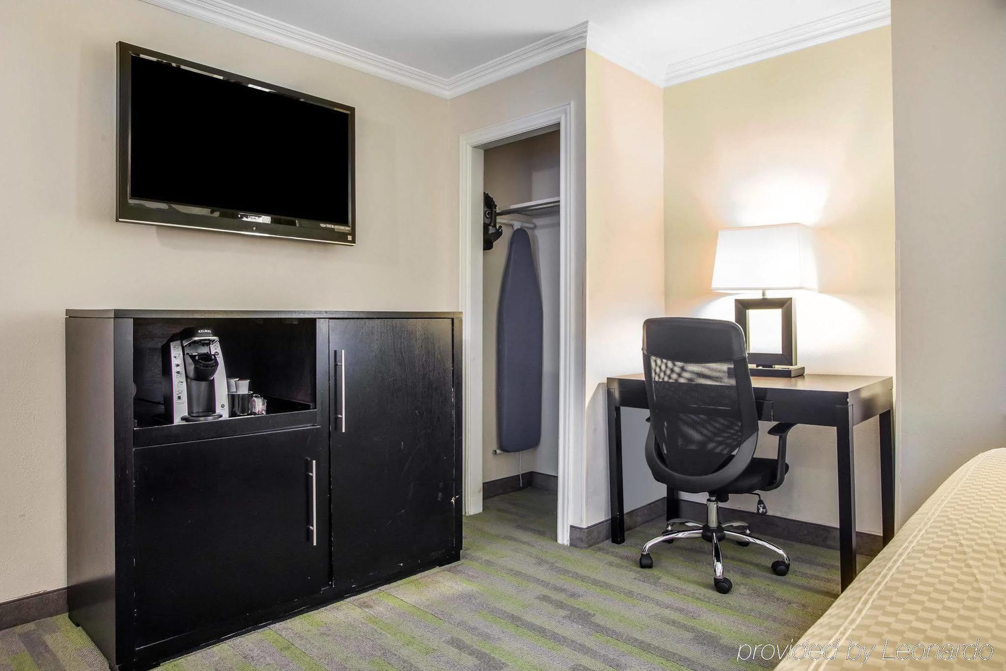 Inn Quality Center Philadelphia